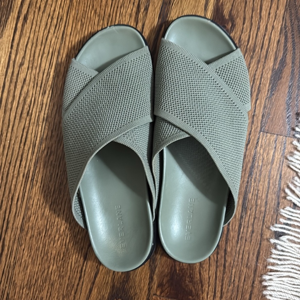 Everlane The ReKnit Form Crossover Sandal 9